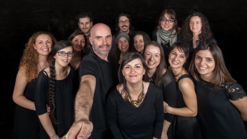 Xabier Díaz & Adufeiras De Salitre En Cangas Musica