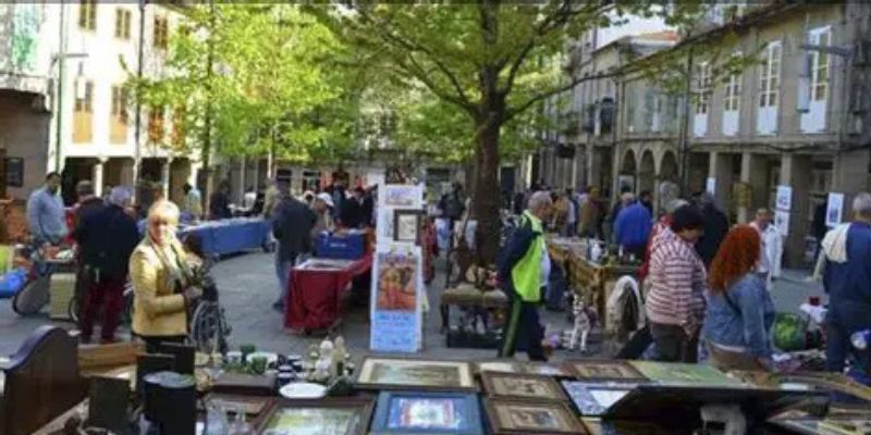 Mercadillo De Antigüedades